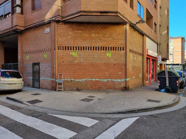 Local comercial en Venta en Calle de Oriente, 2 en Barrio de Delicias