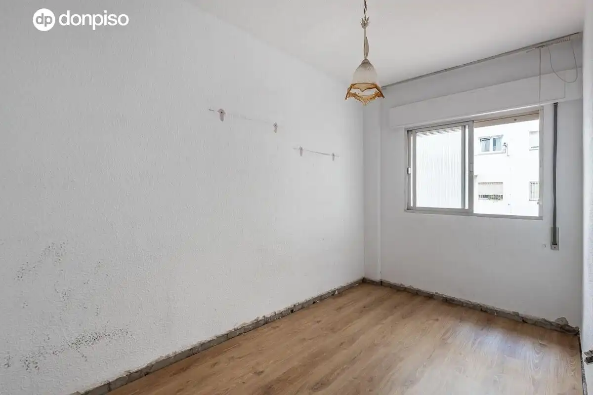 Habitación de Piso en venta en Granada con Terraza