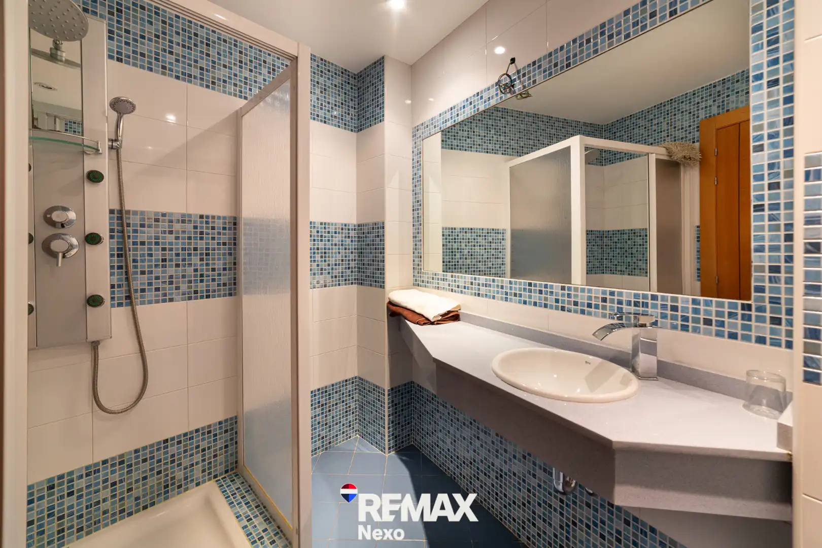 Baño de Dúplex en venta en Villalpando con Calefacción, Parquet y Trastero