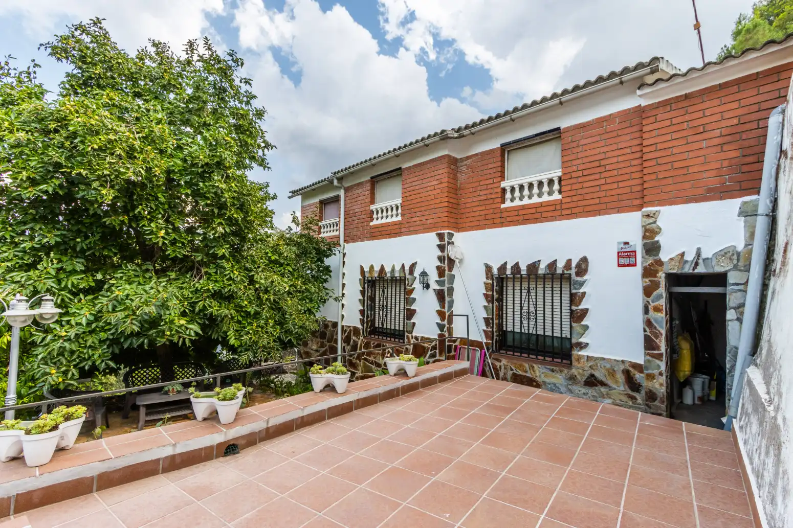 Vista exterior de Casa o chalet en venta en Vacarisses con Calefacción, Jardín privado y Terraza