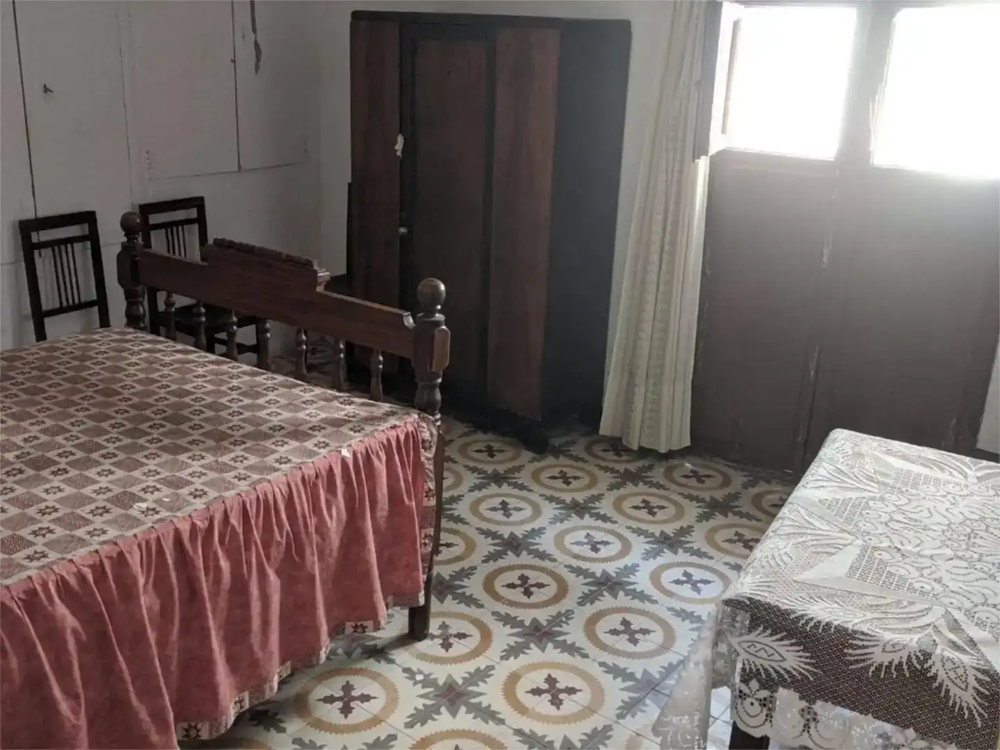 Habitación de Casa adosada en venta en Rubielos de Mora con Trastero y Balcón