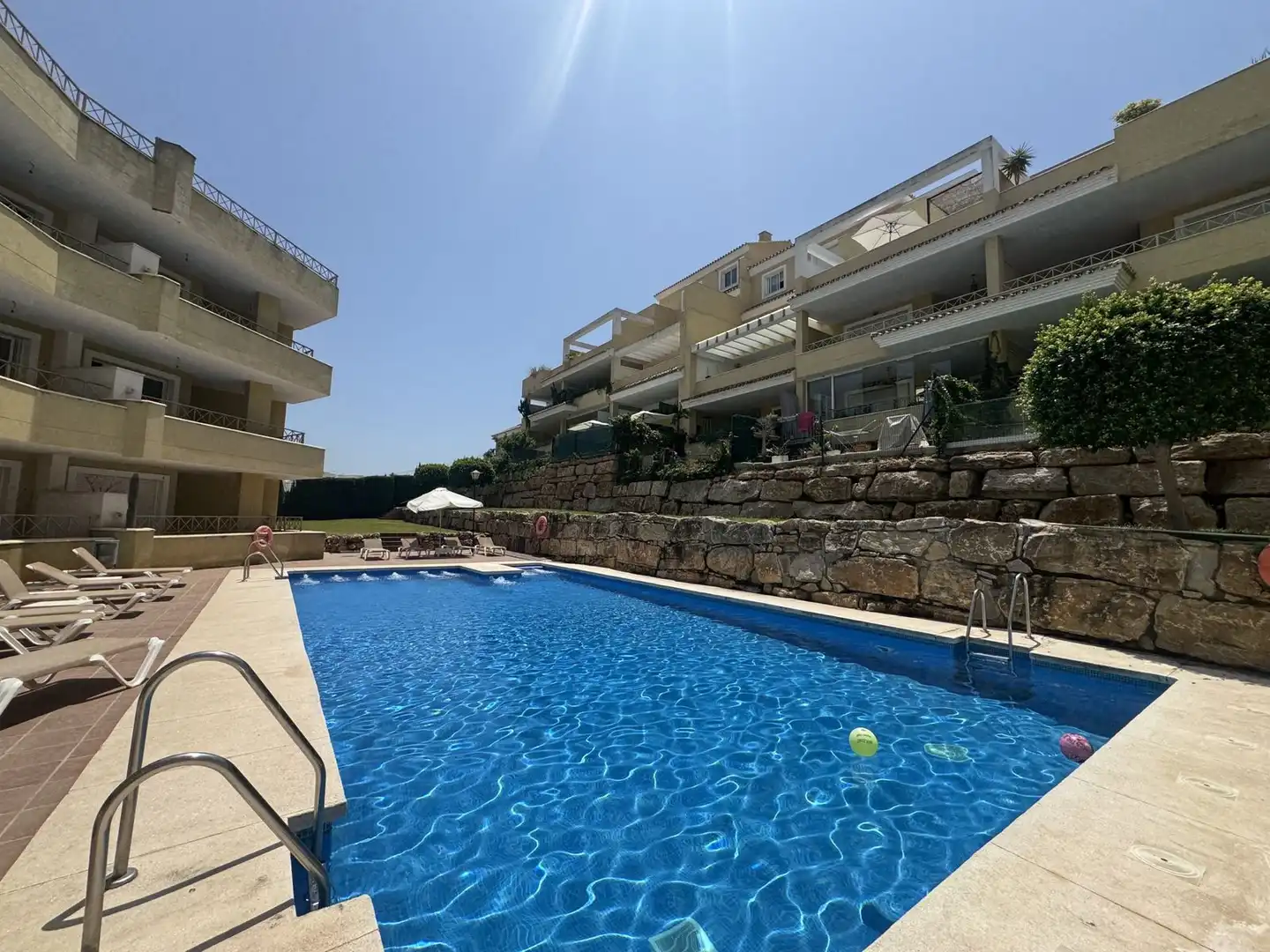Piscina de Piso en venta en Marbella con Aire acondicionado, Terraza y Trastero