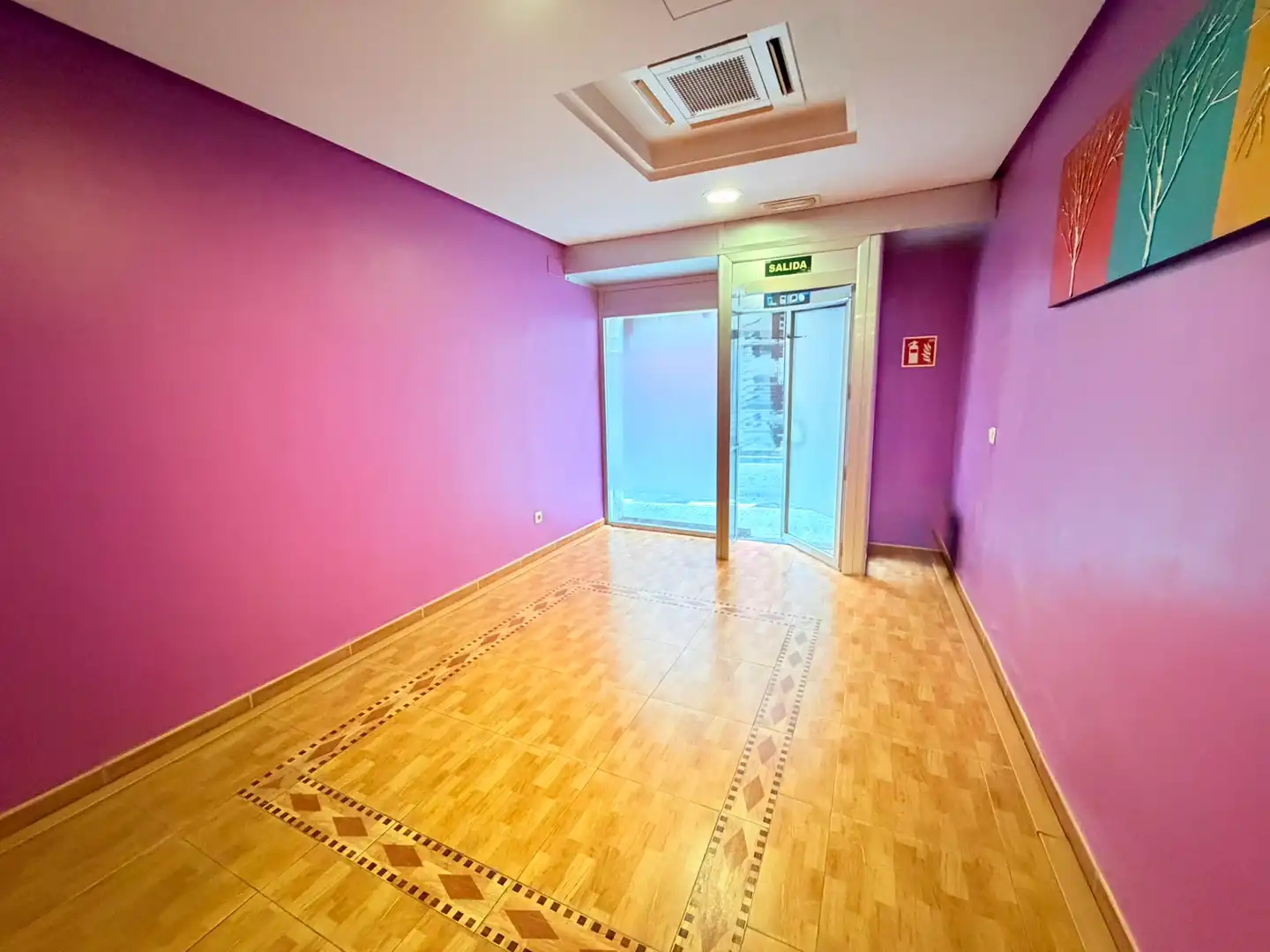 Business premises for sale in Carrer de Font i Monteros, imagen 3