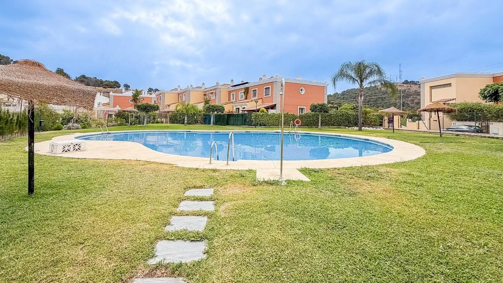 Swimming pool of Flat for sale in Málaga  with Air Conditioner, Heating and Private garden