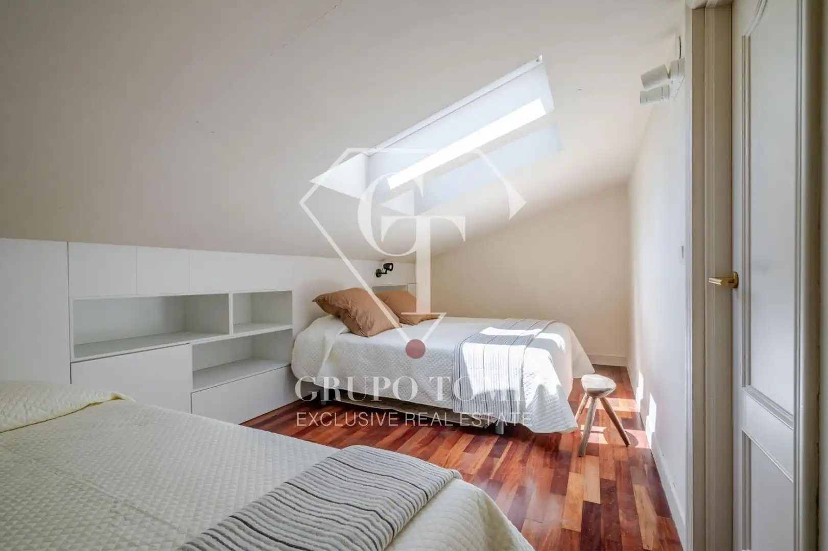 Dormitori de Casa adosada en venda en Mutriku amb Jardí privat, Terrassa i Moblat