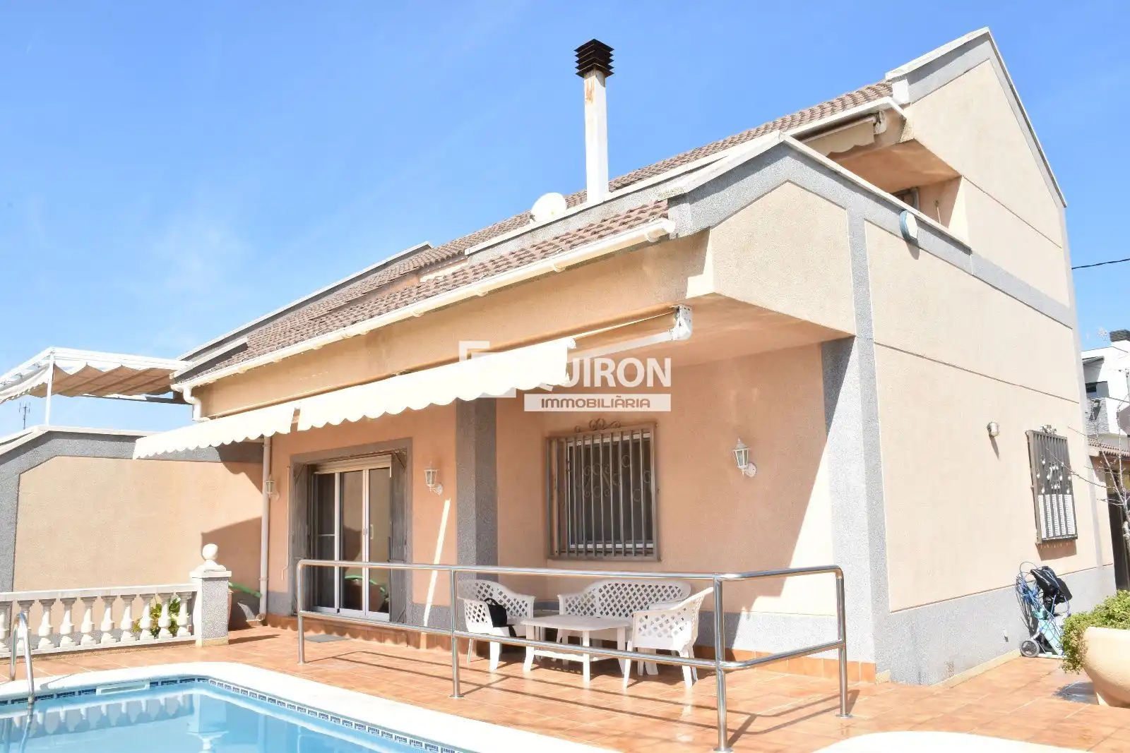 Detached house with pool for sale in Bellamar