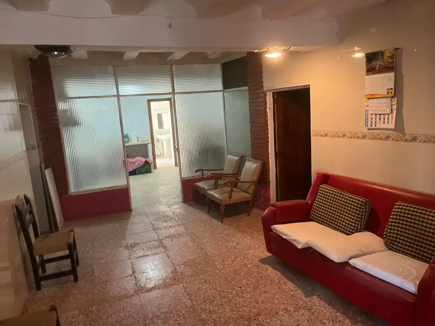 Casa adosada en venda en Alpuente amb Balcó