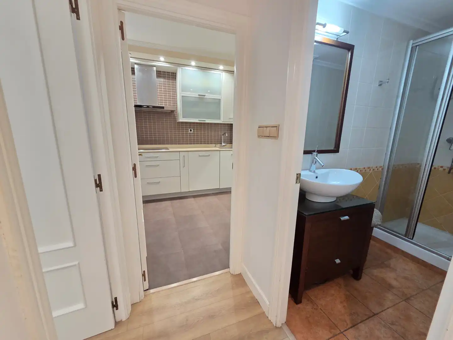 Bathroom of Flat for sale in Bilbao   with Heating and Balcony