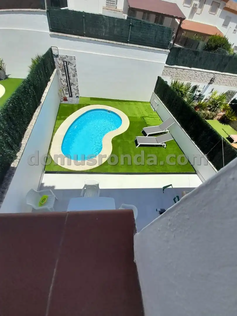 Piscina de Casa adosada en venta en Montejaque con Calefacción y Piscina