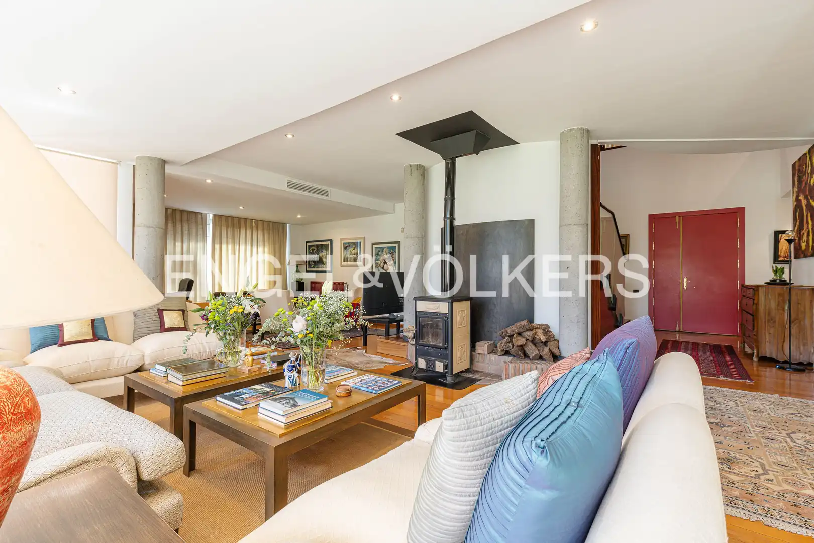 Sala de estar de Casa o chalet en venta en Majadahonda con Aire acondicionado, Calefacción y Jardín privado