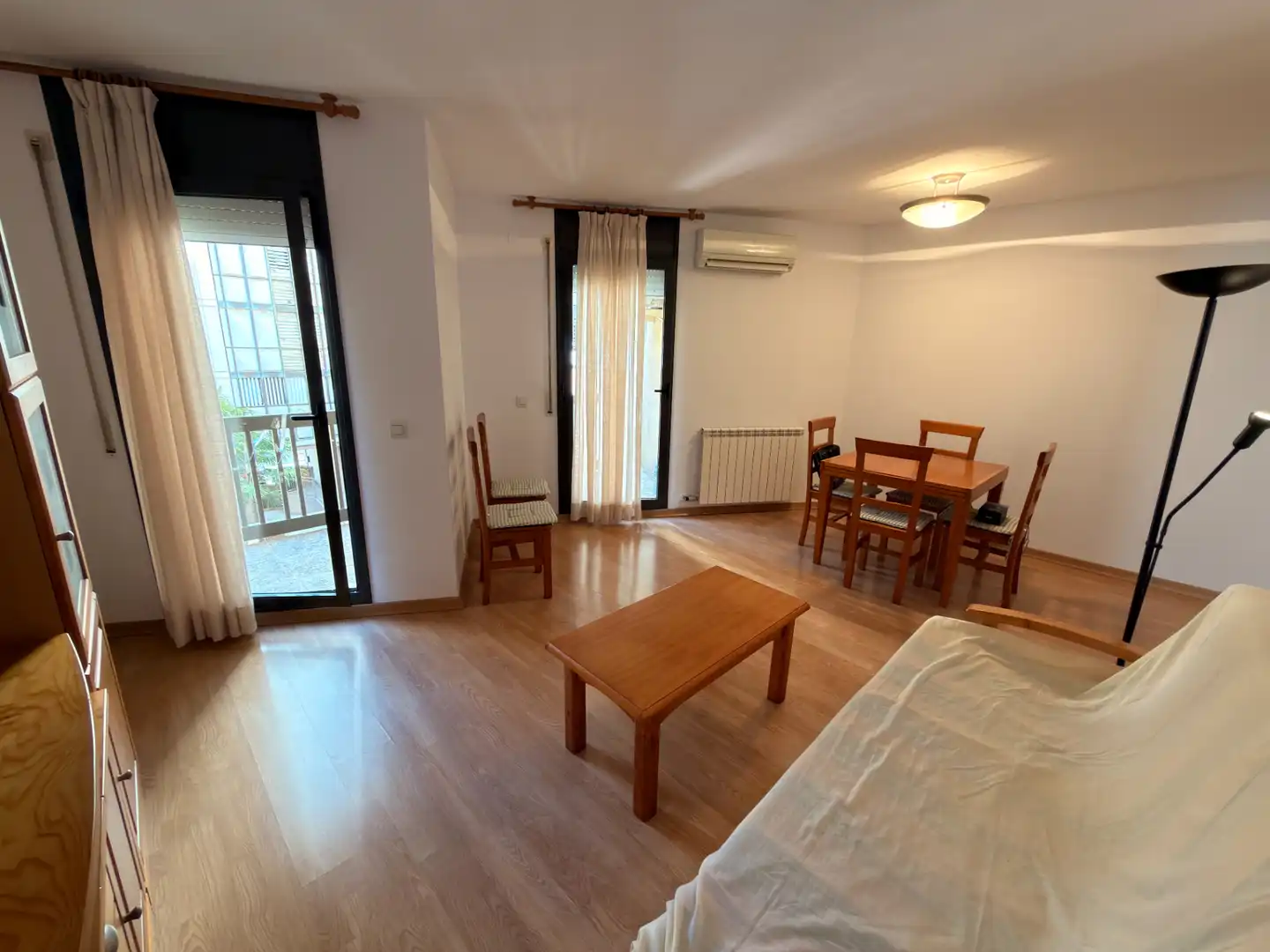 Sala d'estar de Pis en venda en Lleida amb Aire condicionat, Calefacció i Parquet