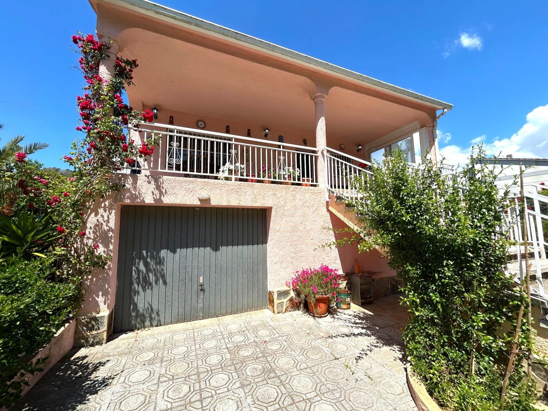 Vista exterior de Casa o chalet en venta en Calafell con Calefacción, Jardín privado y Terraza