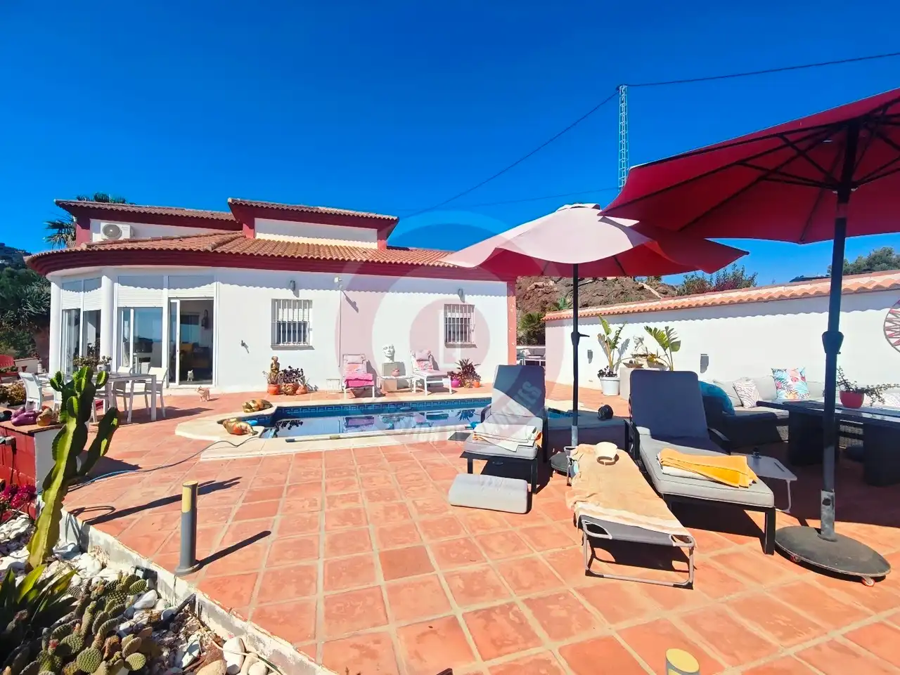 Vista exterior de Casa o chalet en venta en Arenas con Aire acondicionado, Jardín privado y Terraza