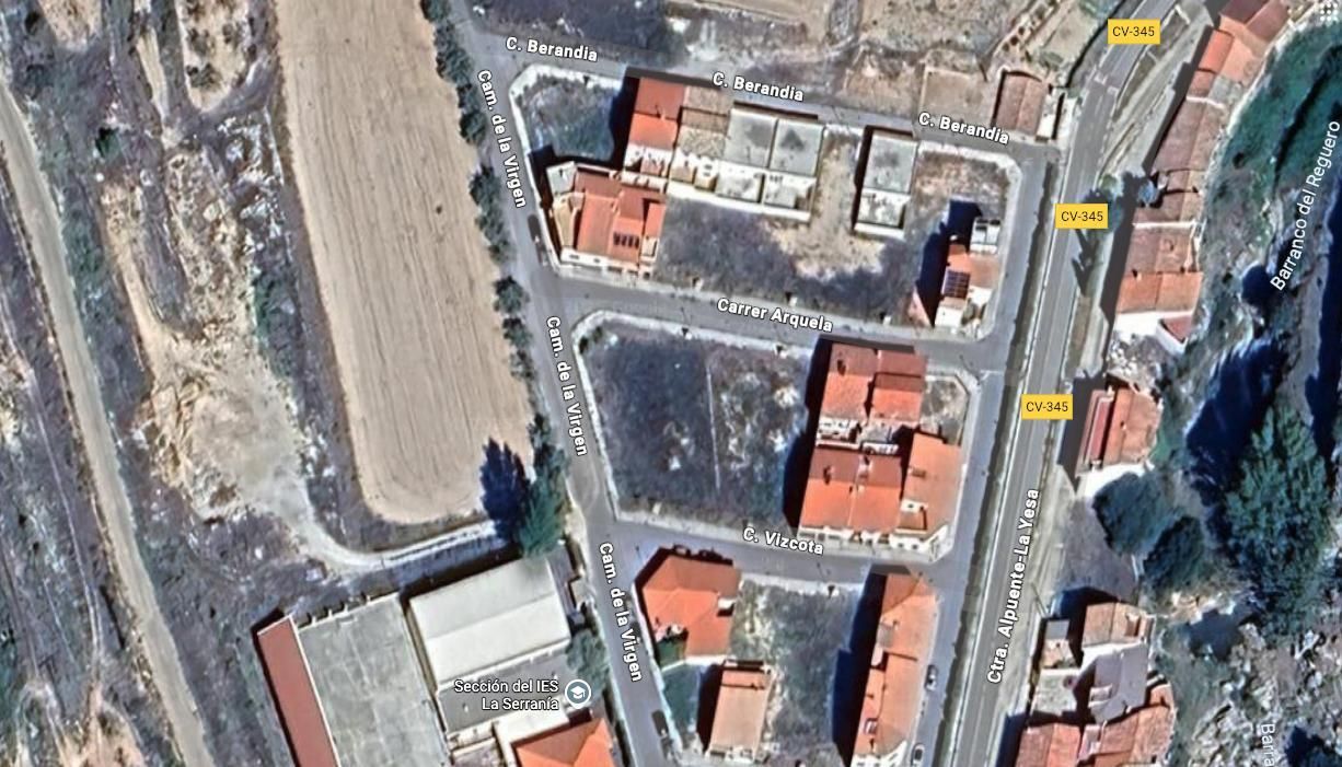 Vista exterior de Residencial en venda en Alpuente