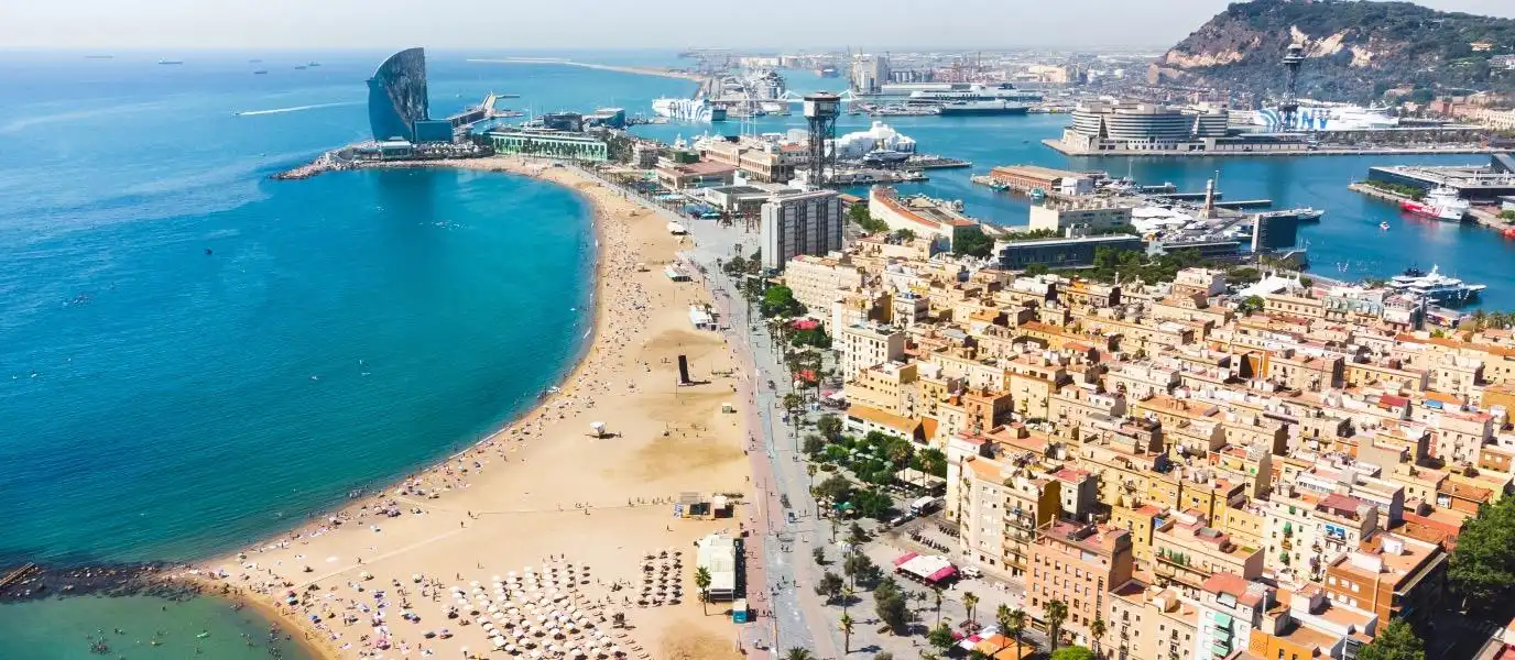 Vista exterior de Apartamento en venta en Barcelona con Aire acondicionado y Amueblado