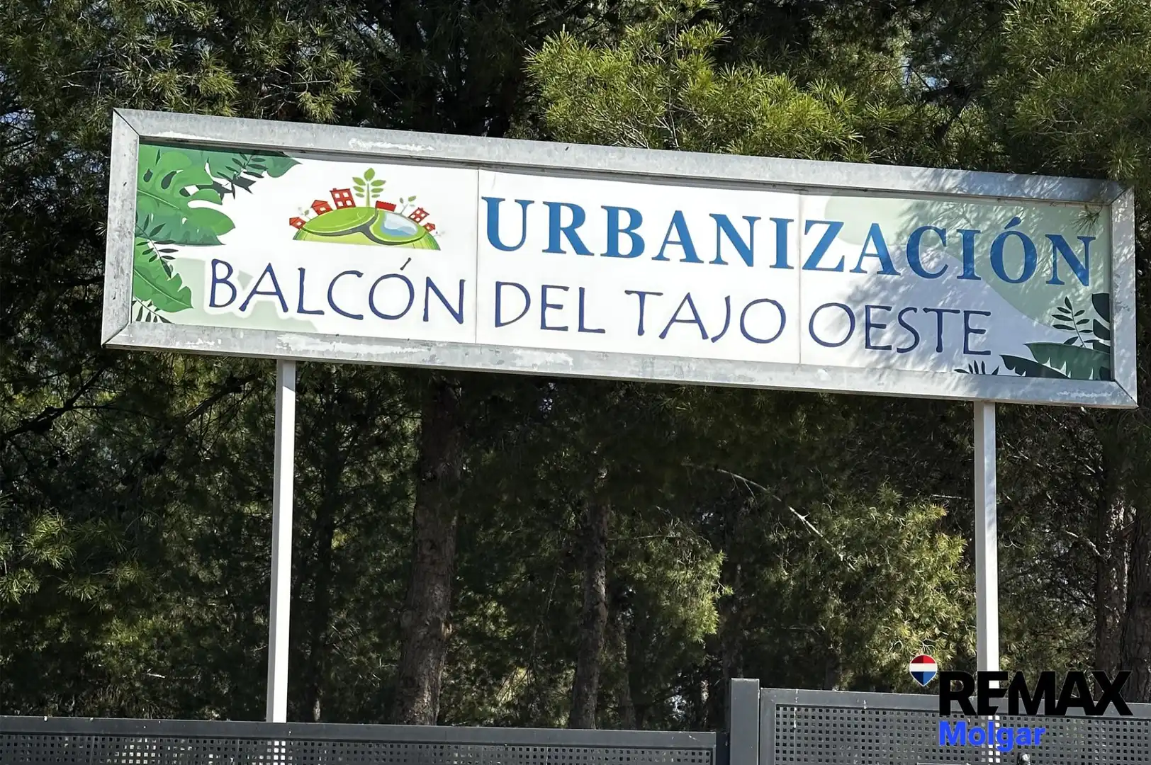 Wohnbaugrundstück zum Verkauf in Calle Jarama 215, imagen 2