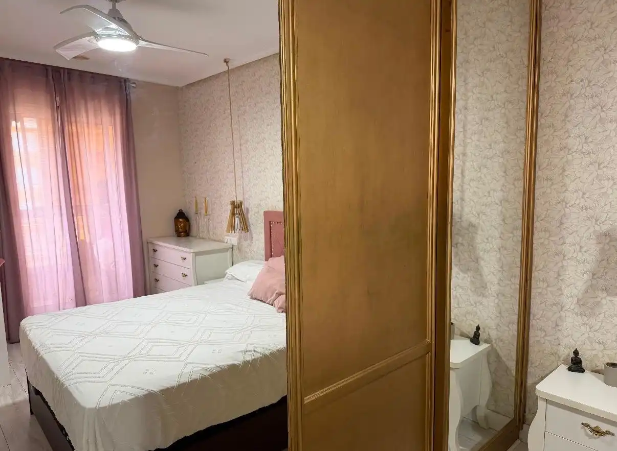 Dormitori de Pis en venda en Cáceres amb Aire condicionat i Calefacció