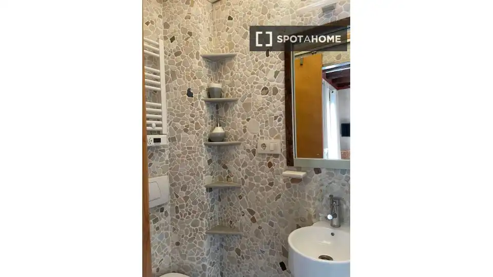 Room in La Barceloneta