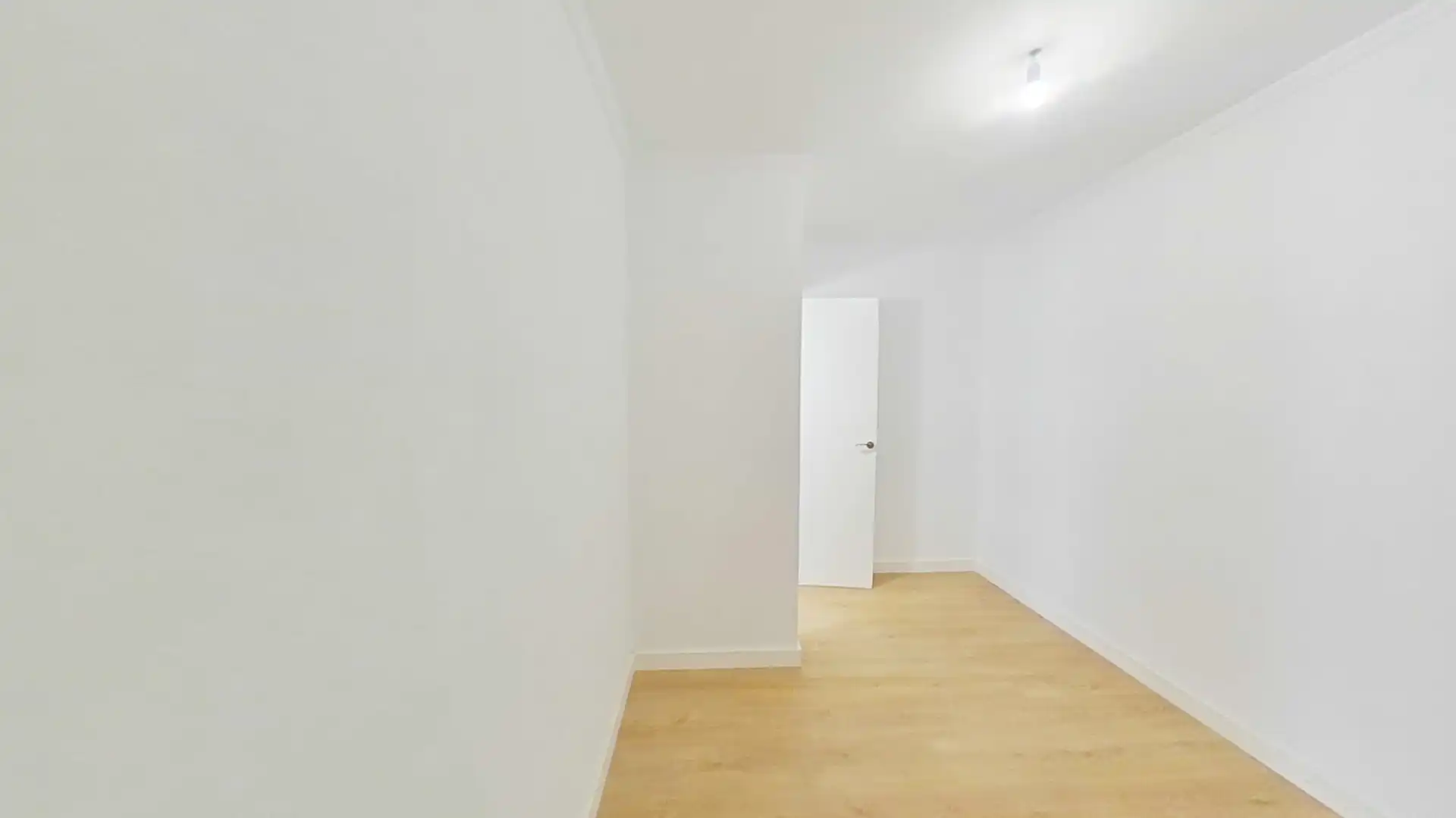 Bedroom of Flat for sale in Sabadell