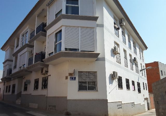 Vista exterior de Piso en venta en La Pobla de Vallbona