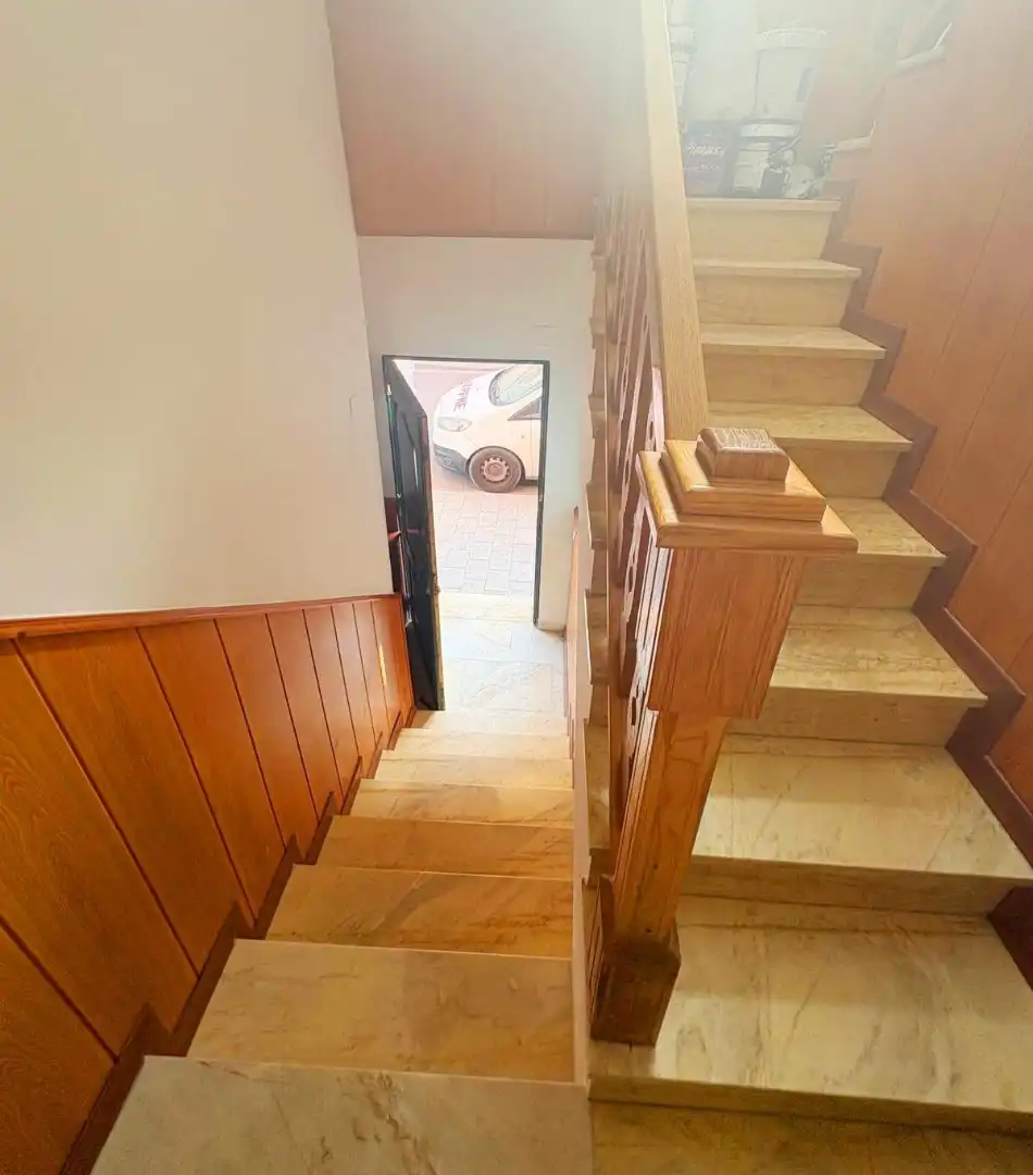 Casa adosada en venta en Albacete con Calefacción, Parquet y Internet