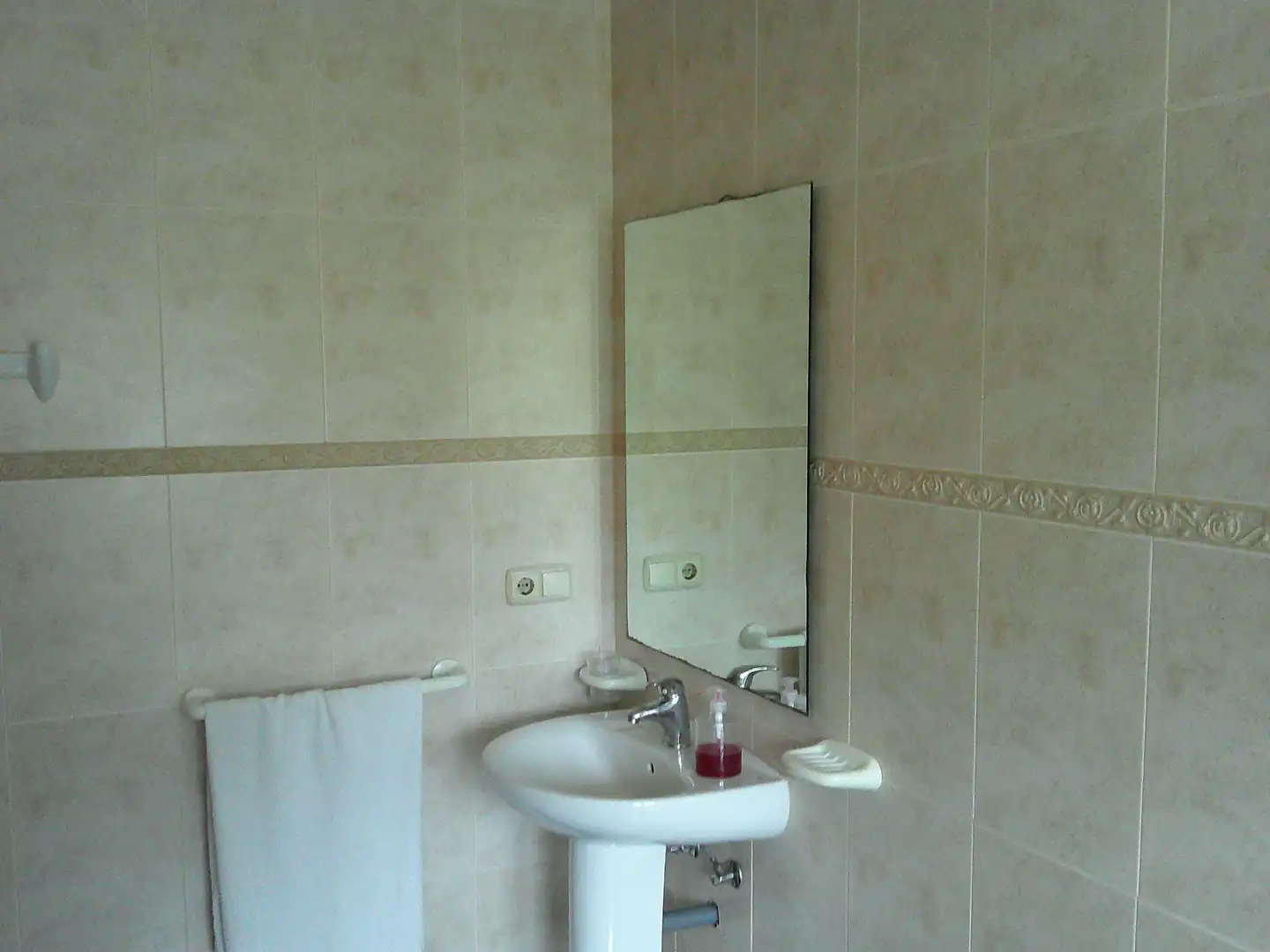 Bany de Casa o xalet en venda en Ribadumia amb Terrassa, Moblat i Balcó