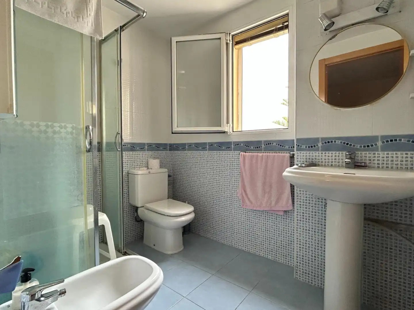 Bathroom of Houses for sale in Beniarjó  with Air Conditioner, Heating and Terrace