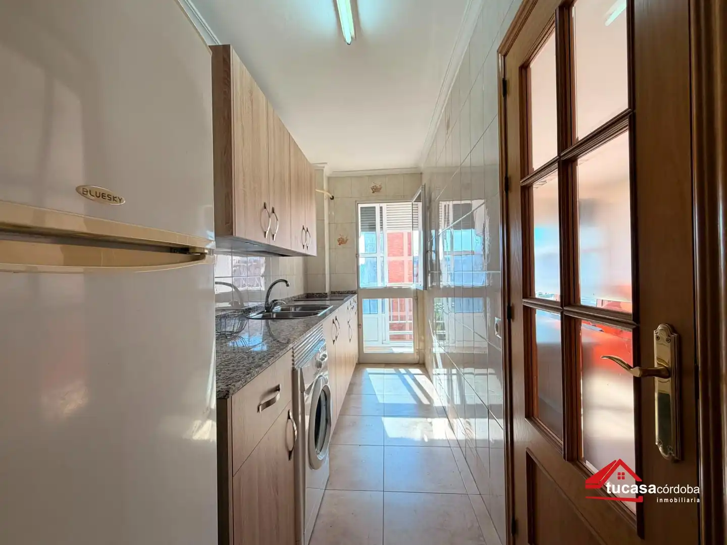Cuina de Pis en venda en Córdoba amb Aire condicionat i Moblat
