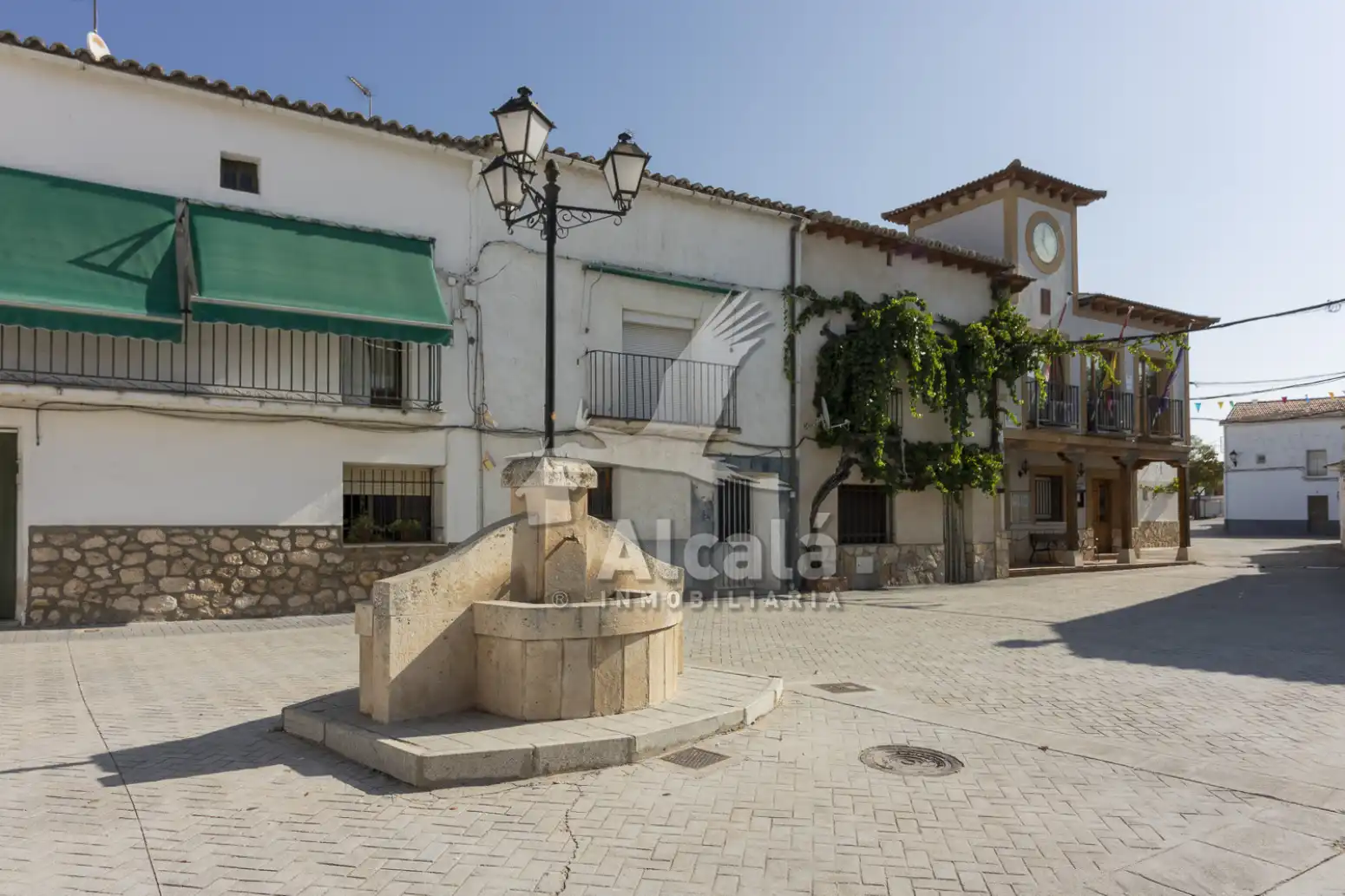 Vista exterior de Casa o chalet en venta en Armuña de Tajuña con Jardín privado, Trastero y Balcón