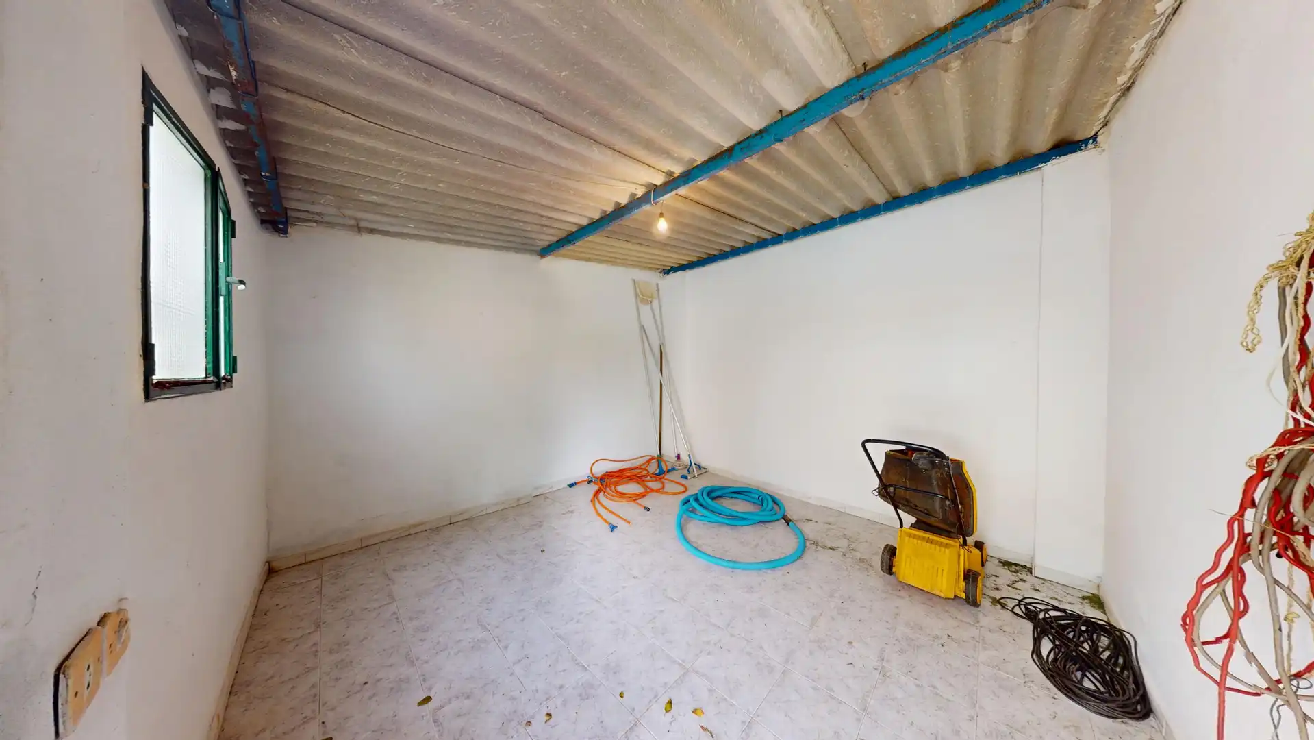Casa o xalet en venda en Carmona amb Jardí privat, Terrassa i Piscina