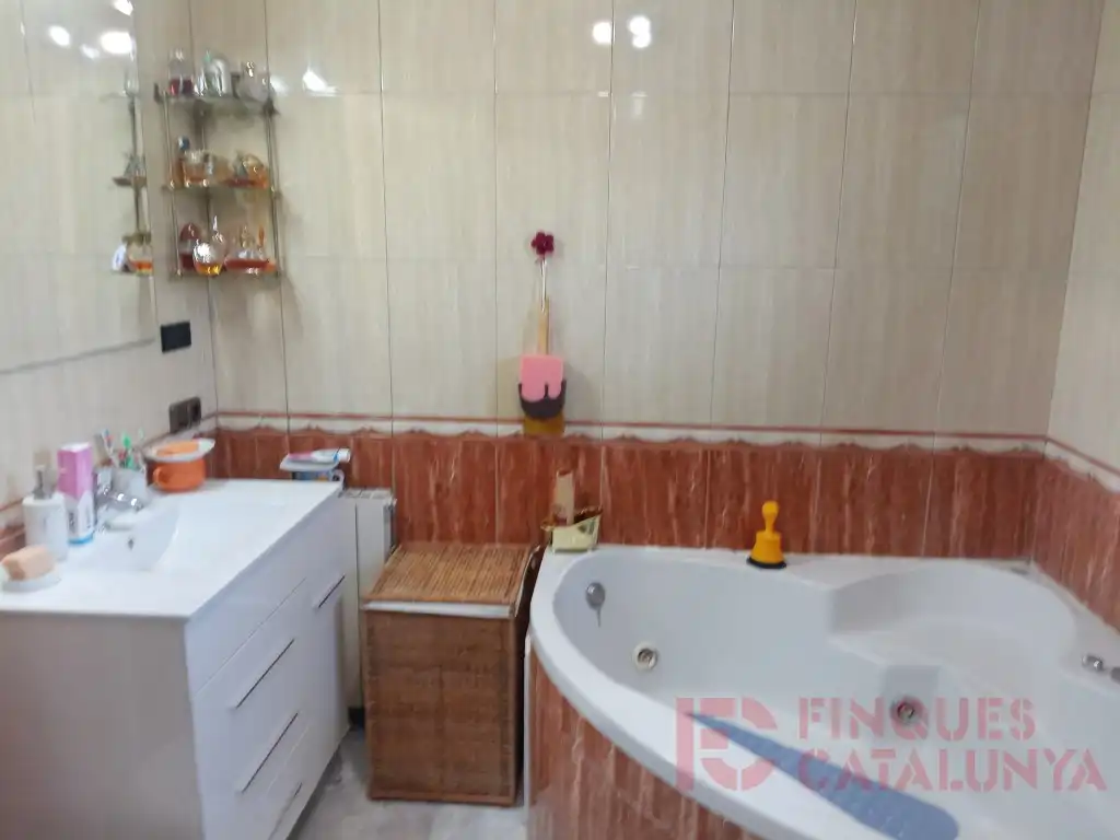 Bany de Casa o xalet en venda en Vilobí d'Onyar