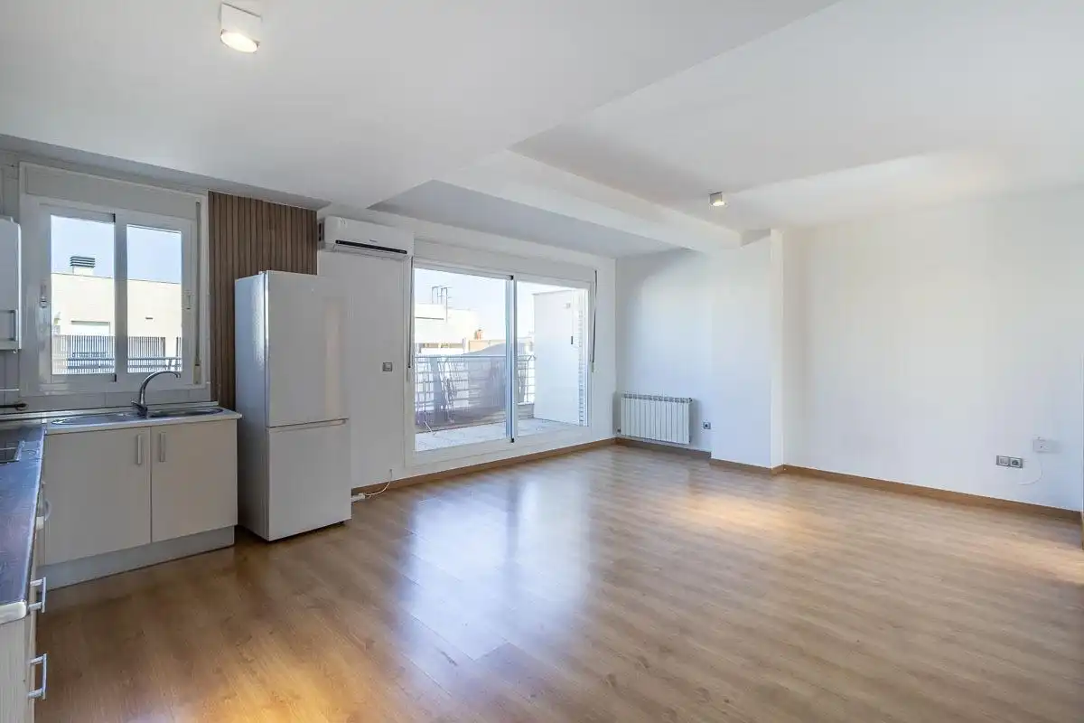 Wohnzimmer von Dachboden zur Miete in Churriana de la Vega mit Klimaanlage, Heizung und Balkon