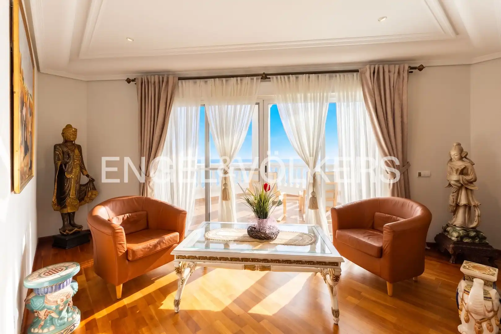 Sala d'estar de Casa o xalet en venda en Oropesa del Mar / Orpesa amb Aire condicionat, Calefacció i Jardí privat