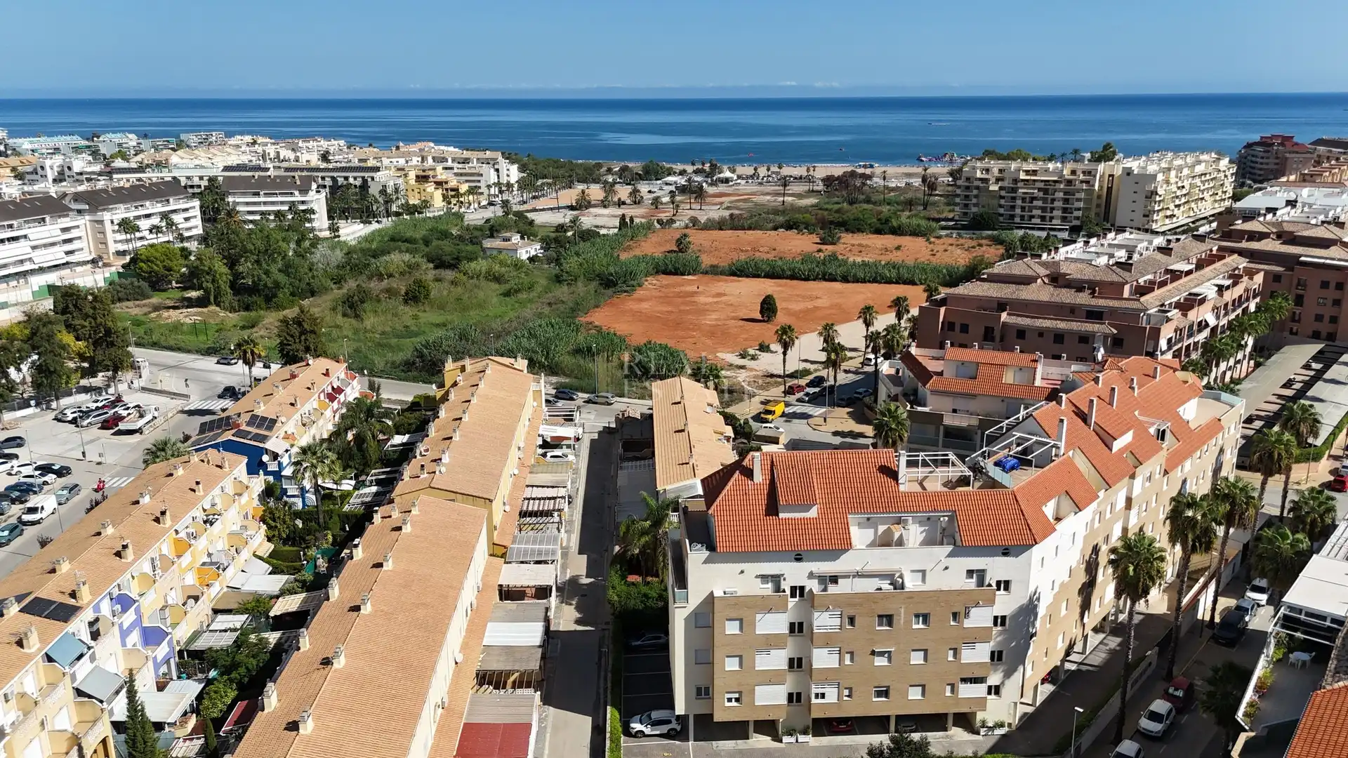 Vista exterior de Piso en venta en Dénia con Aire acondicionado, Calefacción y Trastero