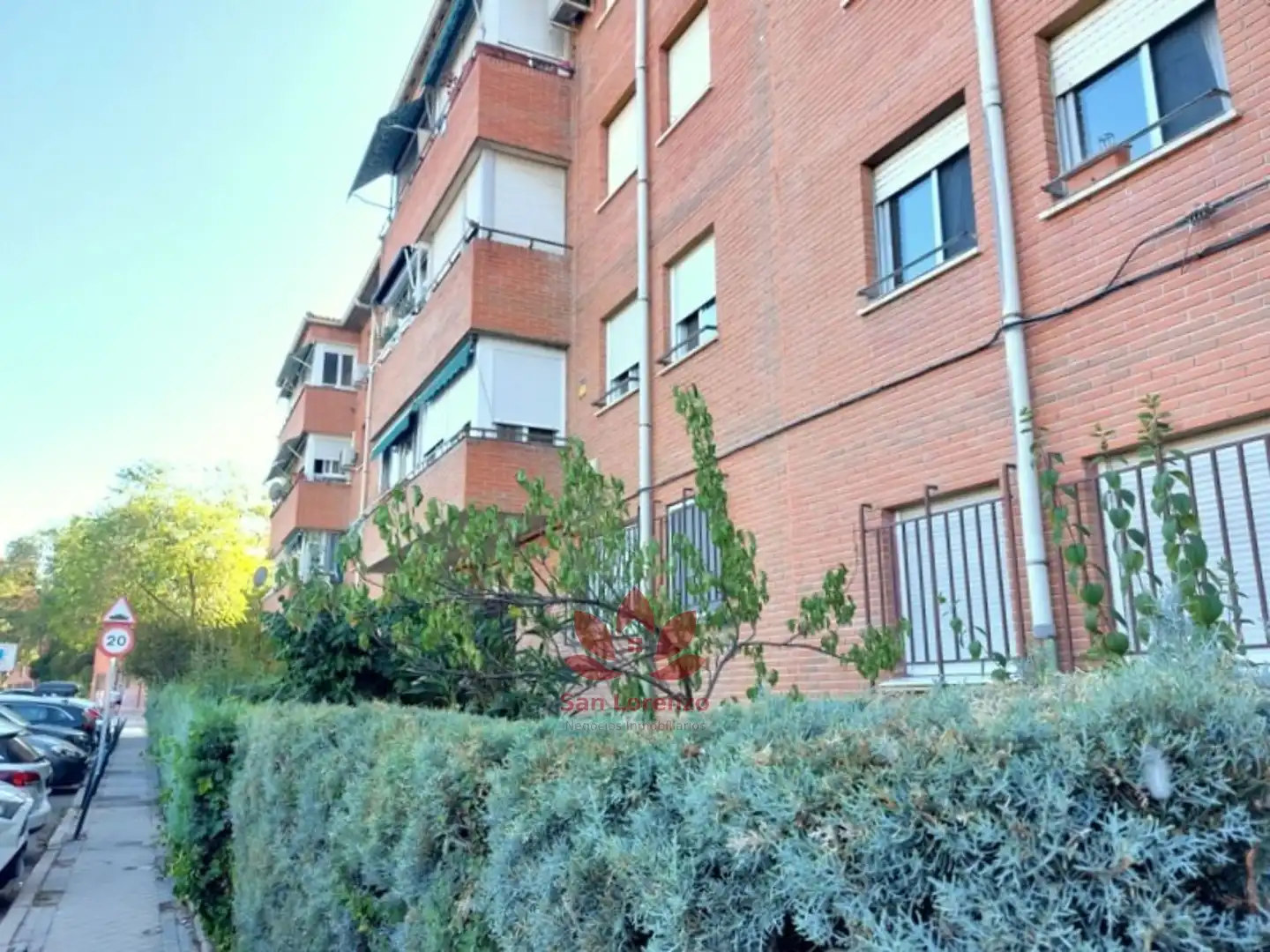 Vista exterior de Piso en venta en Madrid