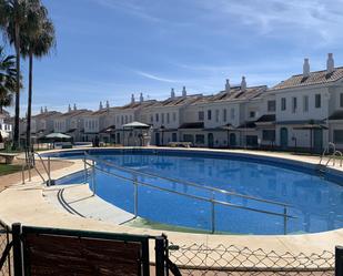 Piscina de Casa adosada de lloguer en El Portil