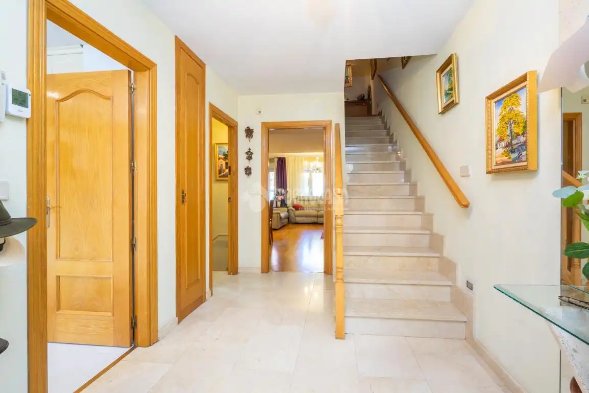 Casa adosada en venta en Santa Teresa