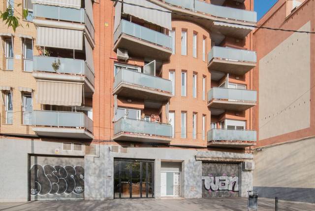 Piso en Venta en C/ Carril en Can Sant Joan