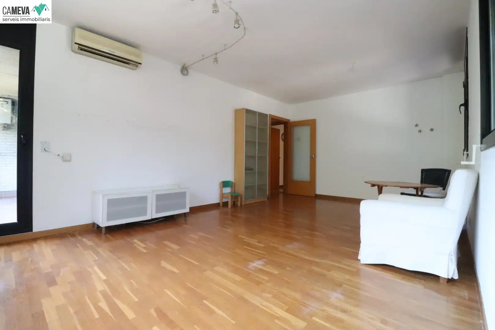 Living room of Flat for sale in Sabadell  with Air Conditioner, Heating and Storage room