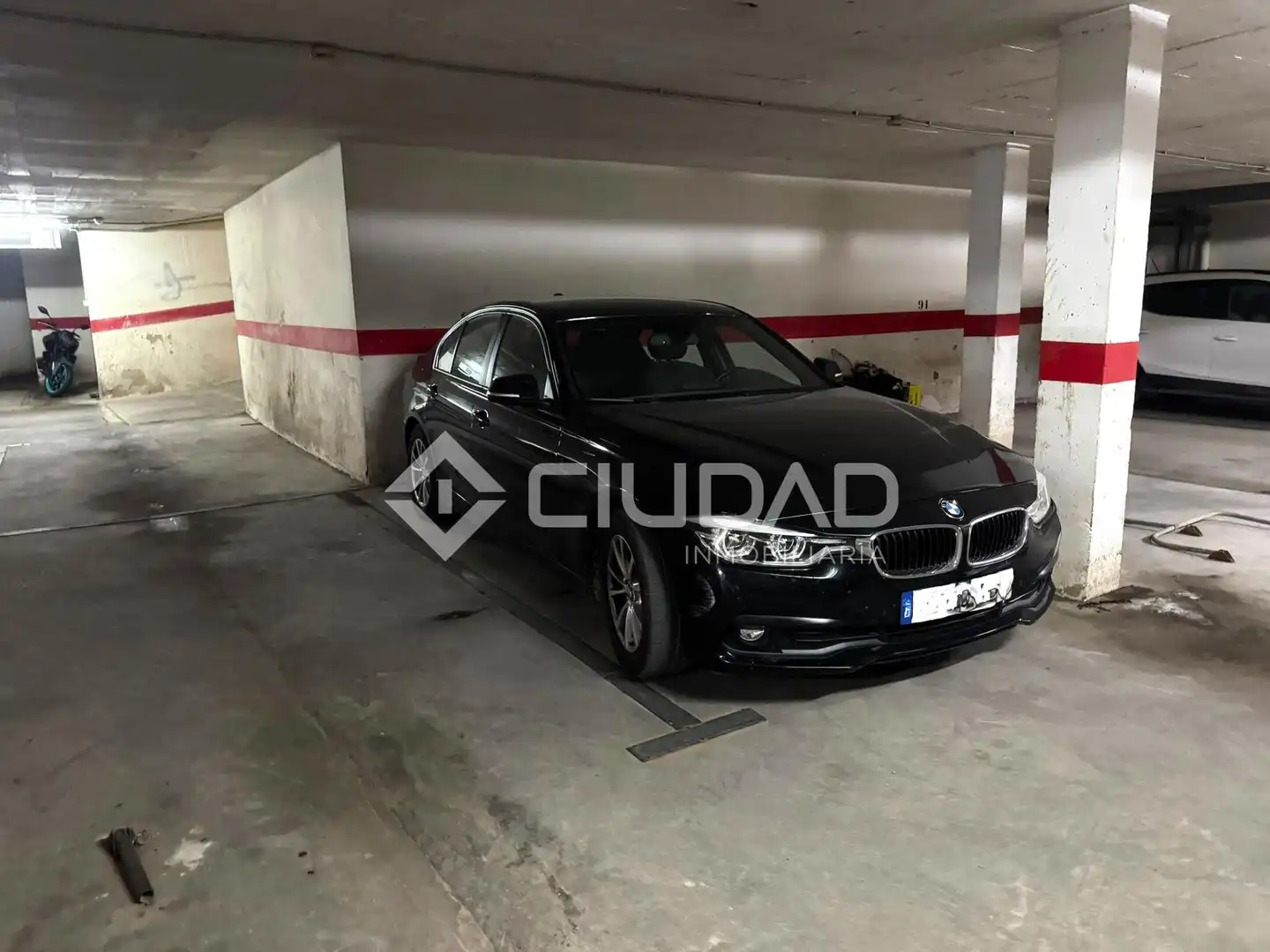 Parking of Garage for sale in Centro - Calzada - Cabo Noval