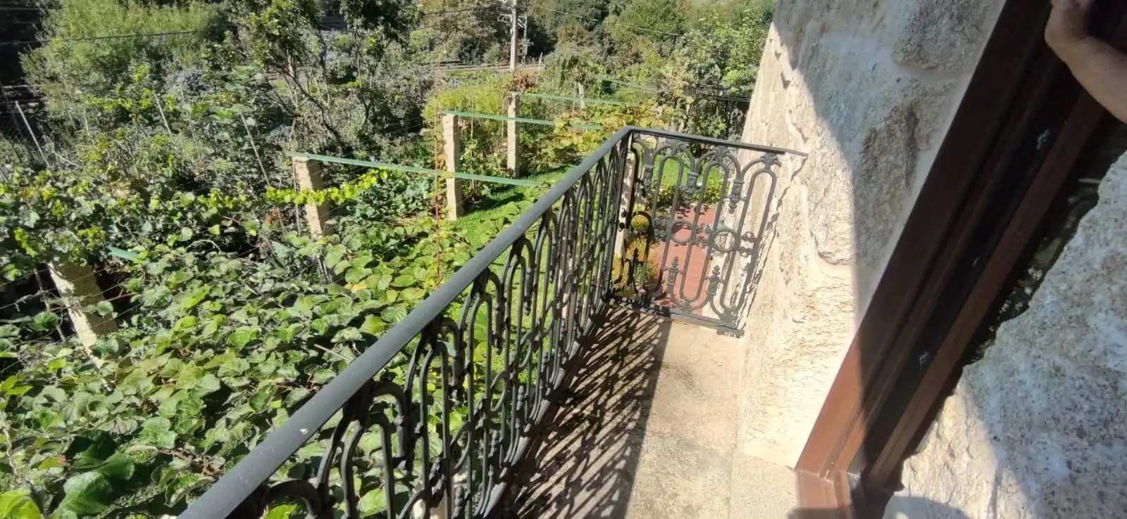 Terrassa de Casa o xalet en venda en Crecente amb Jardí privat i Moblat