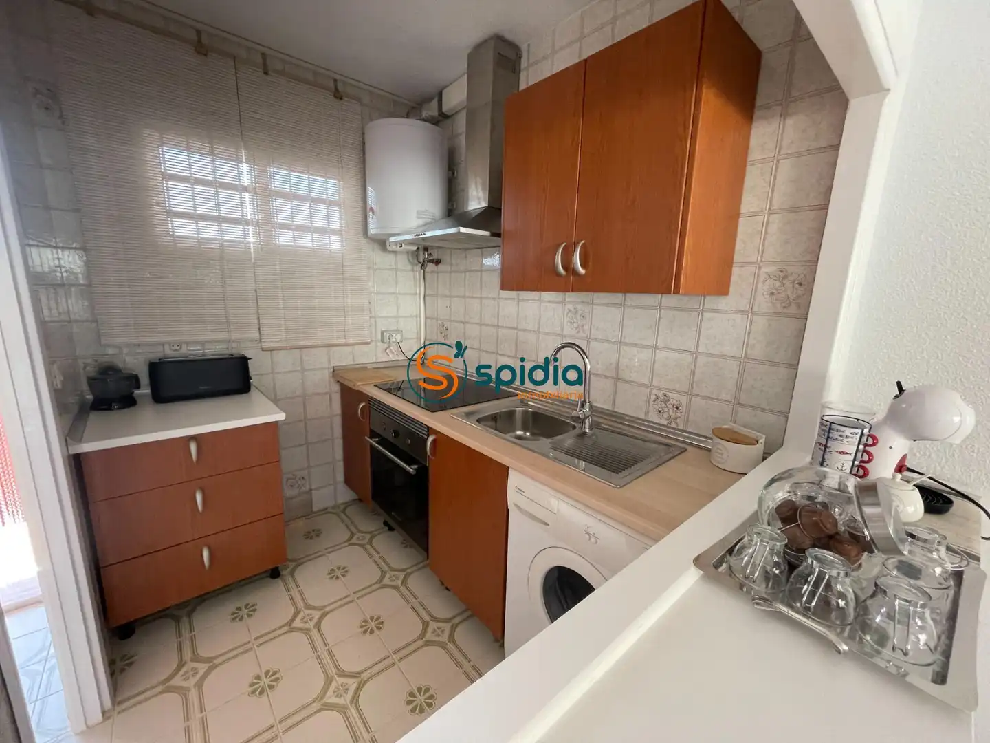 Cocina de Apartamento de alquiler en Águilas con Balcón