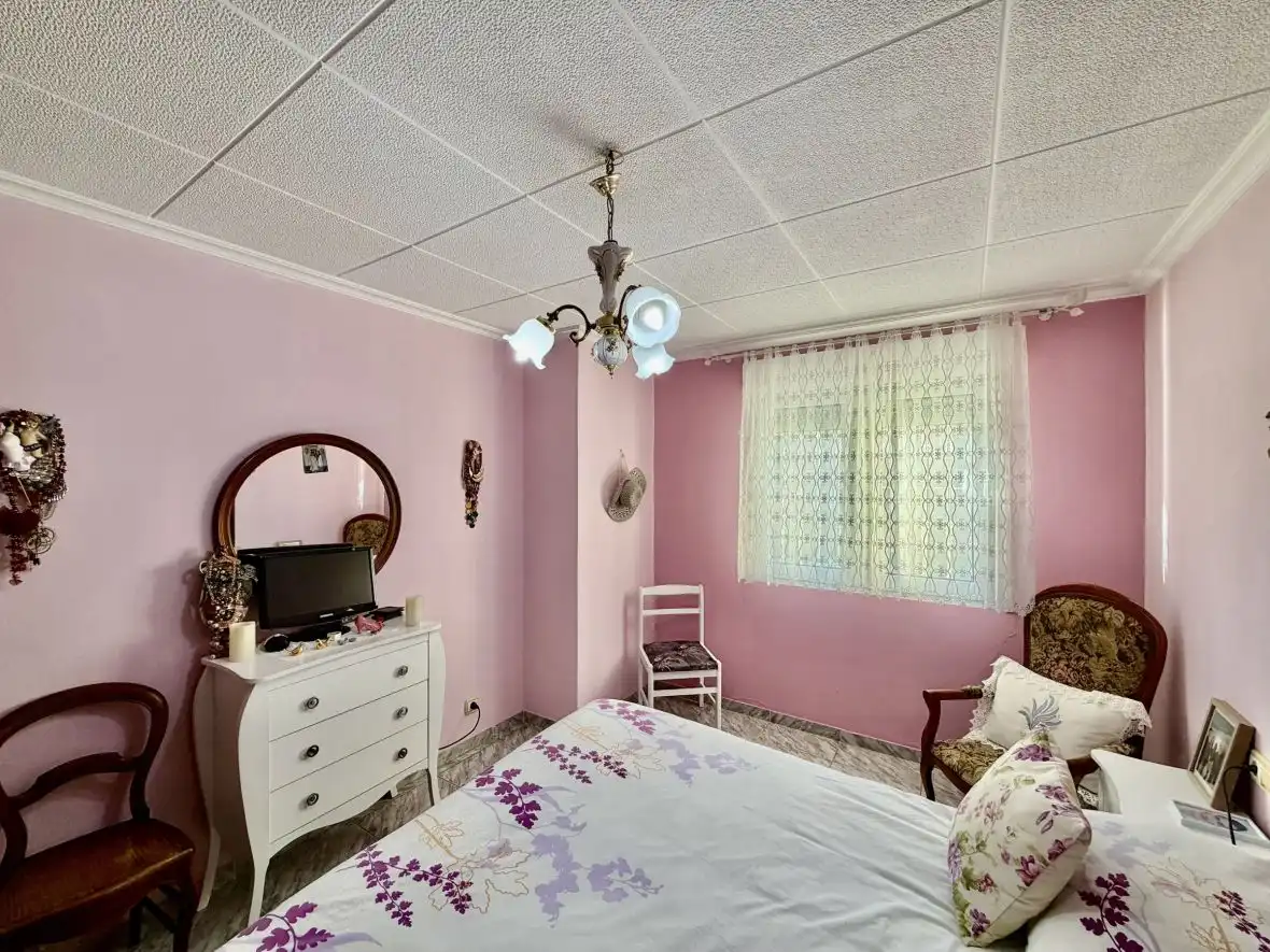 Schlafzimmer von Haus oder Chalet zum Verkauf in Elche / Elx mit Klimaanlage, Terrasse und Schwimmbad
