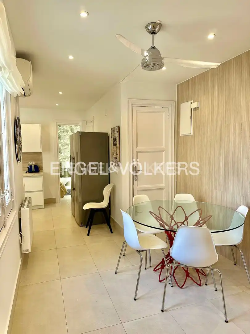 Dining room of Flat for rent in Madrid  with Air Conditioner, Heating and Furnished