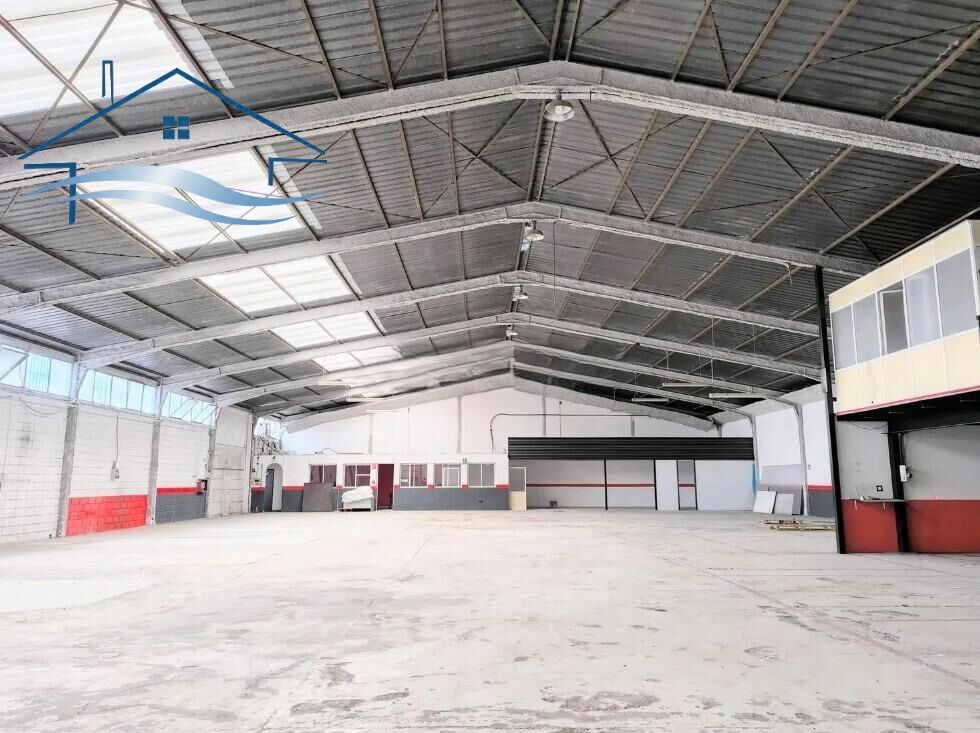 Vista exterior de Nave industrial de alquiler en Alicante / Alacant