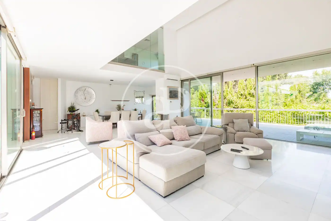 Living room of Houses for sale in Madrid  with Air Conditioner, Heating and Private garden