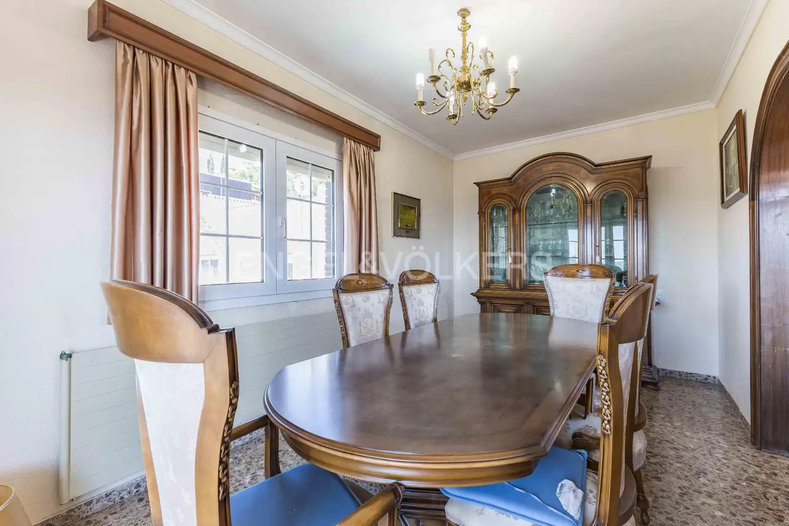 Comedor de Casa o chalet en venta en Esplugues de Llobregat con Aire acondicionado, Calefacción y Jardín privado