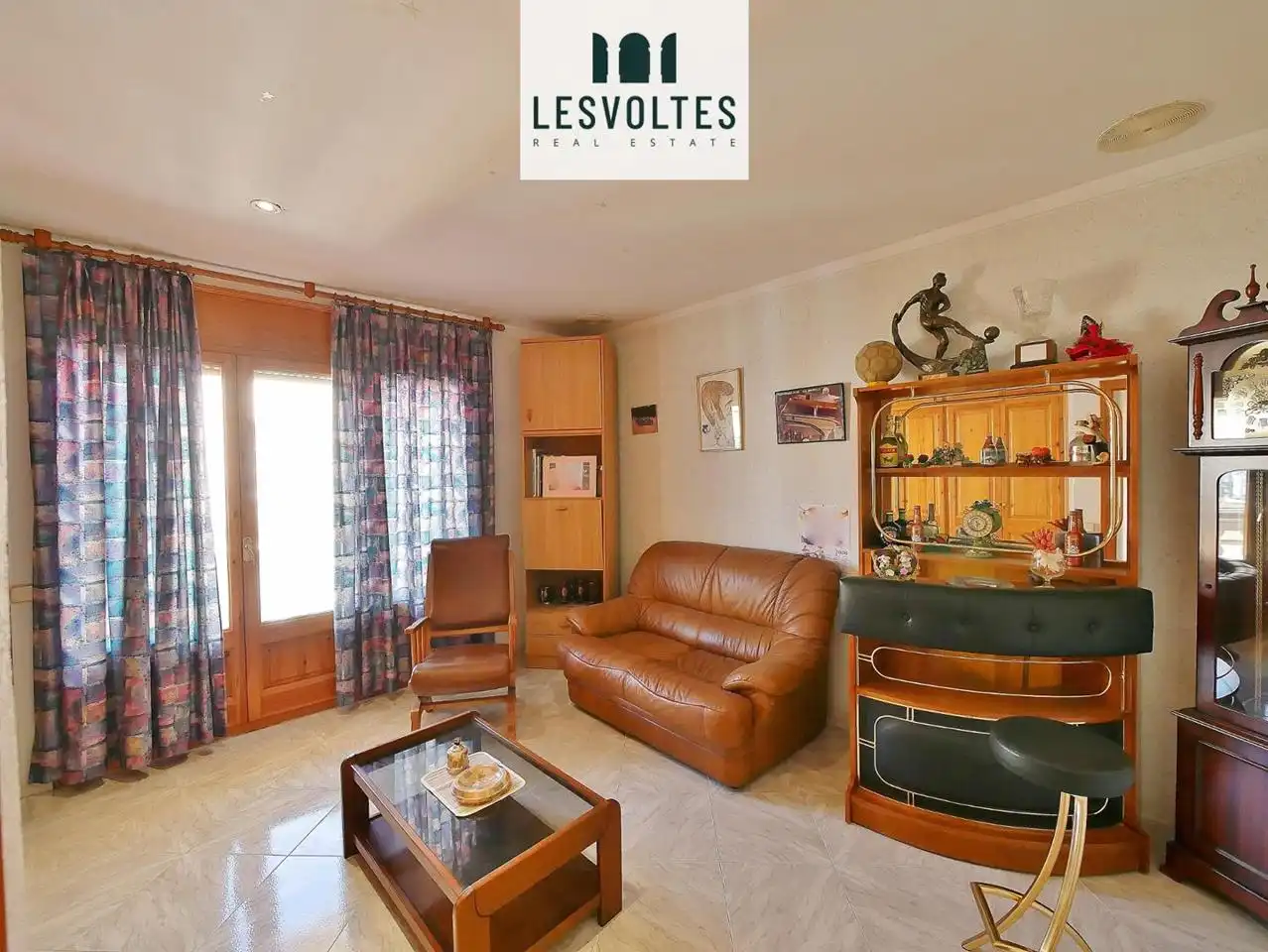 Casa amb terrassa en venda a calle de l'Escut Emporità, imagen 12
