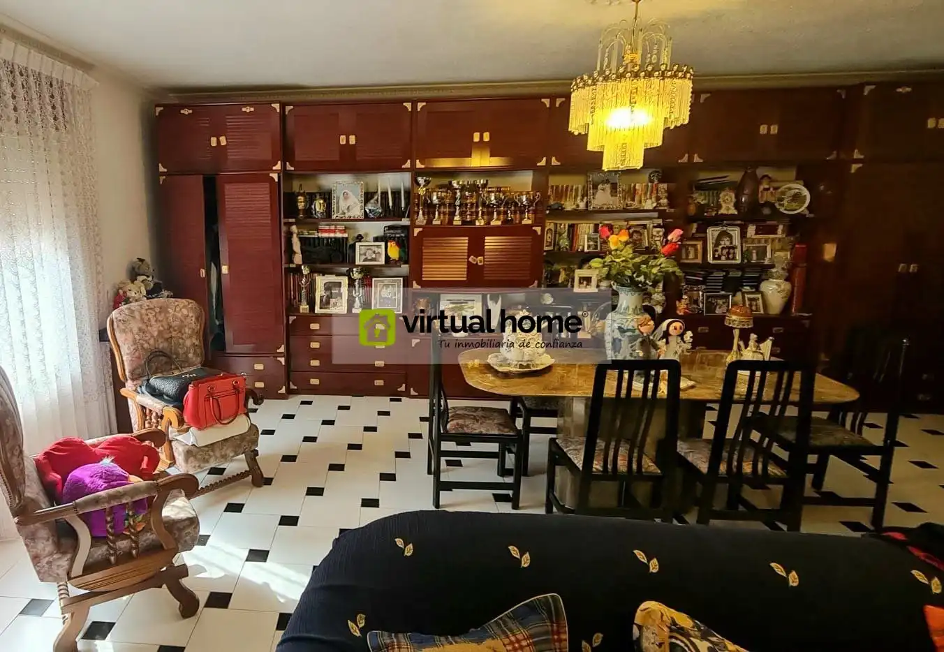 Sala d'estar de Casa o xalet en venda en Benidorm amb Traster, Piscina i Moblat