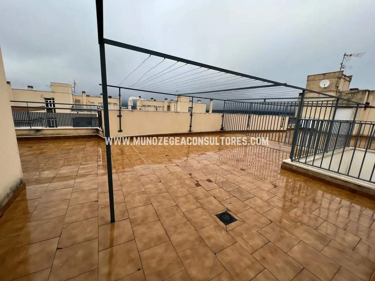 Terrassa de Pis en venda en Lucena amb Aire condicionat